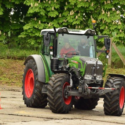 Jízda zručnosti s traktorem 16. 5. 2019